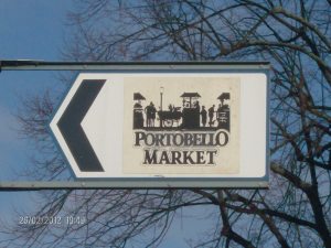 HPIM4164 Il cartello che porta al mercatino di Portobello Road