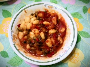 Gnocchi con verdure e sugo piccante