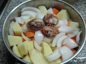 Zucca, carote, cipolla e pomodoti