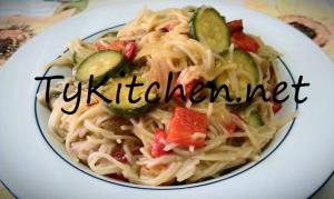 Spaghetti di riso alle verdure