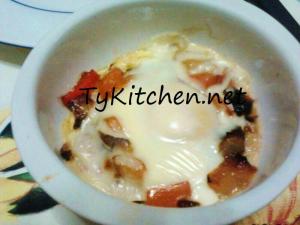 Cocotte all'uovo con peperoni