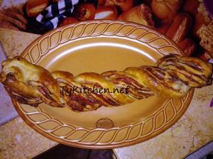 treccia con prosciutto crudo e philadelphia